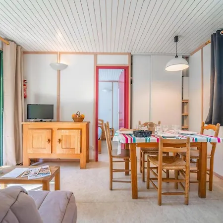 5 Les De Booz 4-6 Personnes Chalet *
